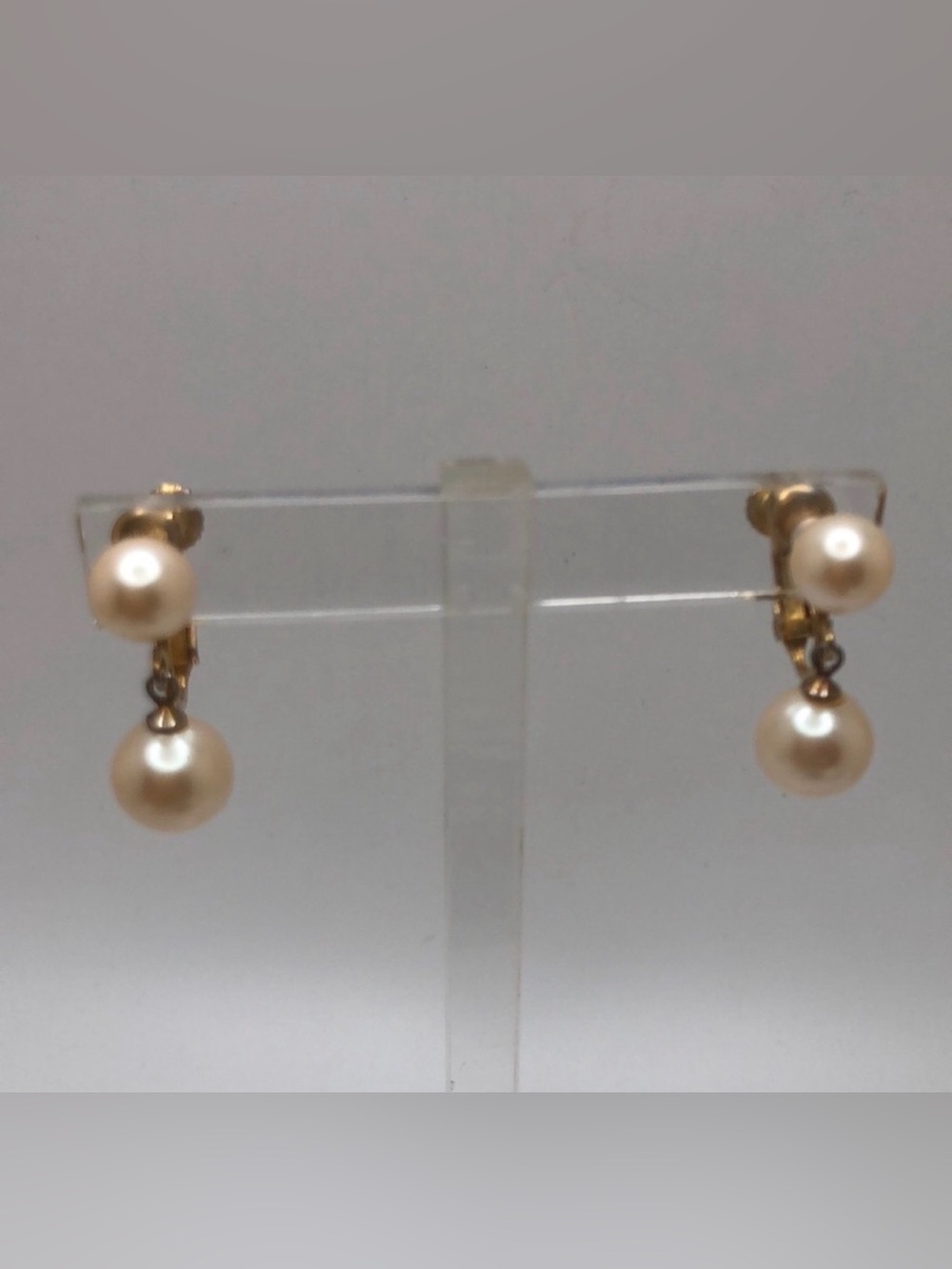 Marvella VTG Faux Pearl Gold Tone Dangling Earrings Screwback